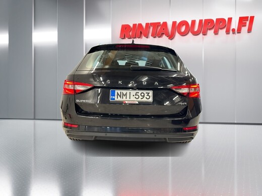Skoda Superb vaihtoauto