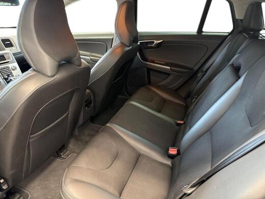 Volvo V60 Cross Country vaihtoauto