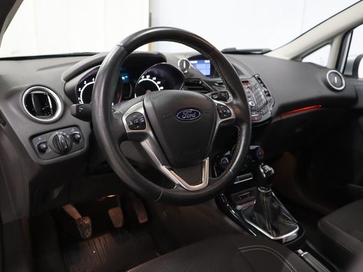 Ford Fiesta vaihtoauto