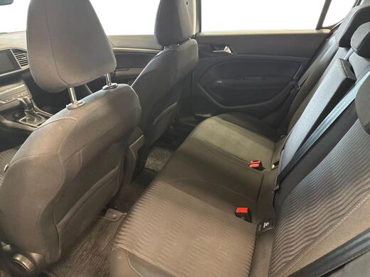 Peugeot 308 vaihtoauto