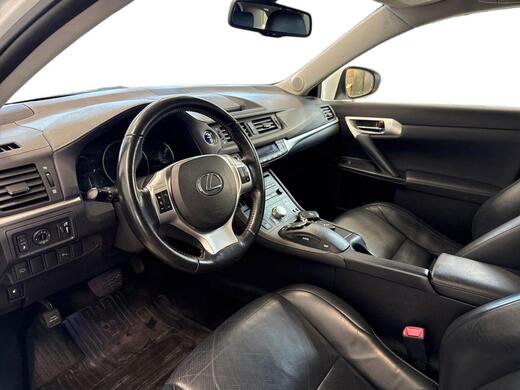 Lexus CT vaihtoauto