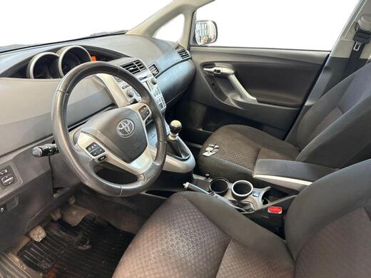 Toyota Verso vaihtoauto