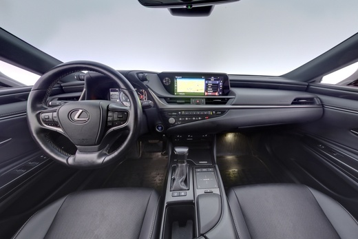 Lexus ES vaihtoauto