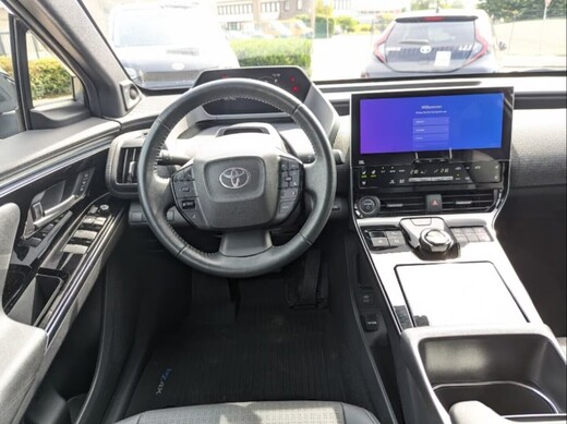 Toyota bZ4X vaihtoauto