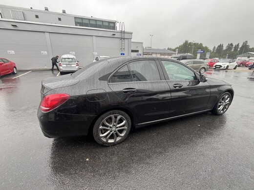 Mercedes-Benz C vaihtoauto