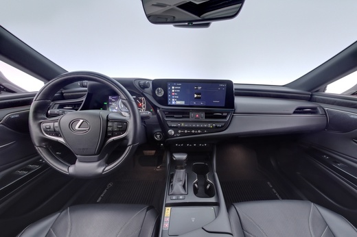 Lexus ES vaihtoauto