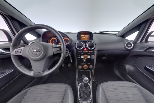 Opel Corsa vaihtoauto