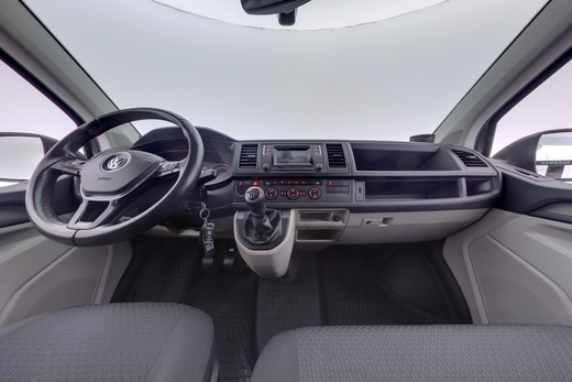 Volkswagen Caravelle vaihtoauto