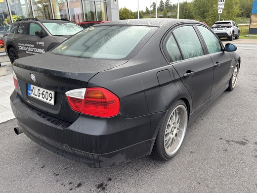 BMW 318 vaihtoauto