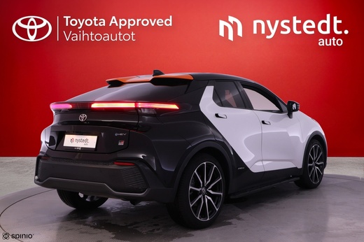 Toyota C-HR vaihtoauto
