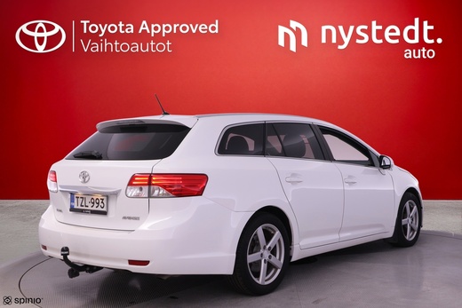 Toyota Avensis vaihtoauto