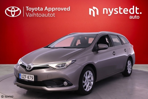 Toyota Auris vaihtoauto