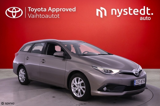 Toyota Auris vaihtoauto