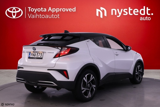 Toyota C-HR vaihtoauto
