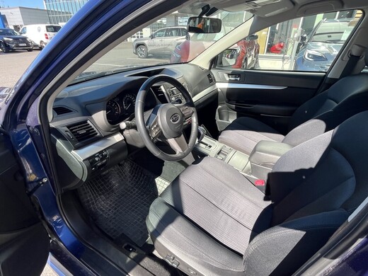 Subaru Legacy vaihtoauto