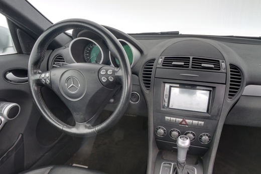 Mercedes-Benz SLK vaihtoauto