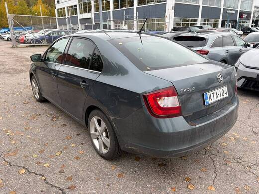 Skoda Rapid vaihtoauto