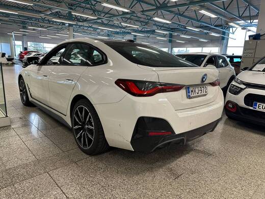 BMW i4 M50 vaihtoauto