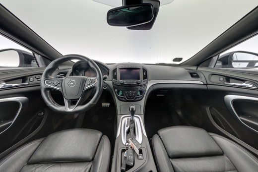 Opel Insignia vaihtoauto