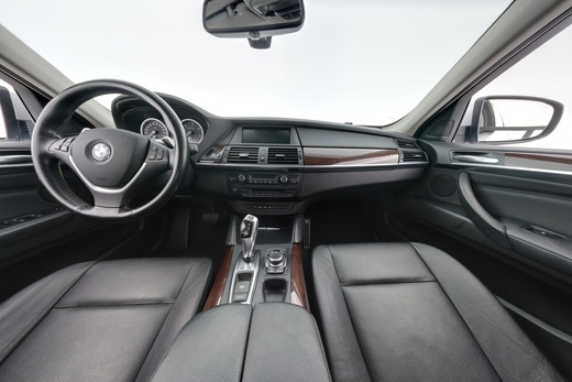 BMW X6 vaihtoauto