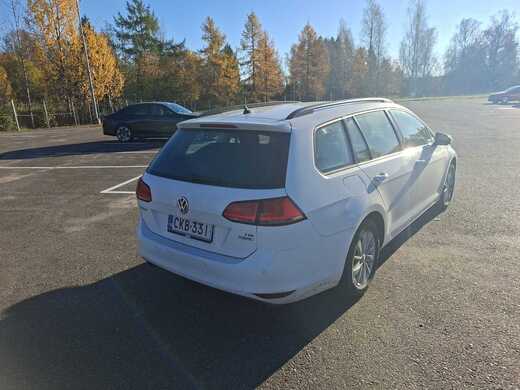 Volkswagen Golf vaihtoauto