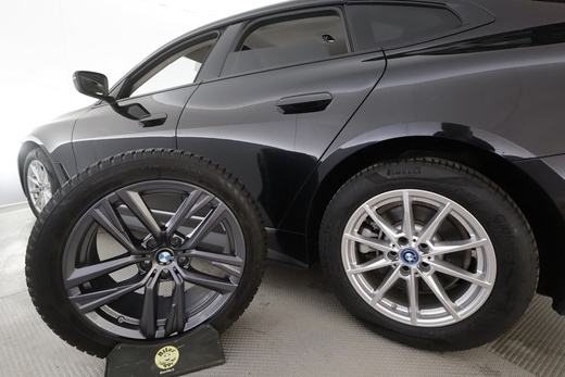BMW i4 vaihtoauto