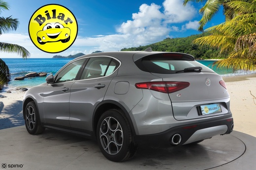 Alfa Romeo Stelvio vaihtoauto