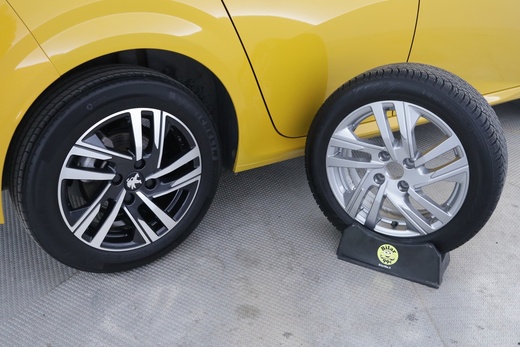 Peugeot 208 vaihtoauto