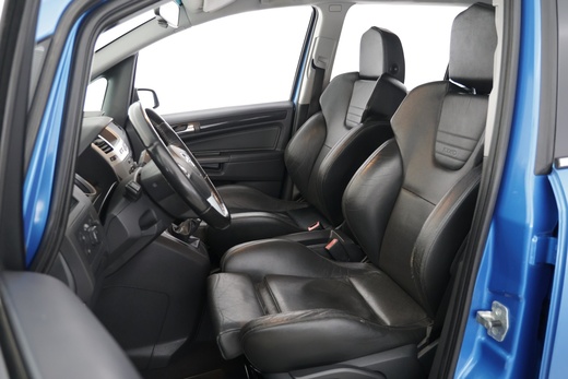 Opel Zafira vaihtoauto