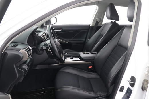 Lexus IS vaihtoauto