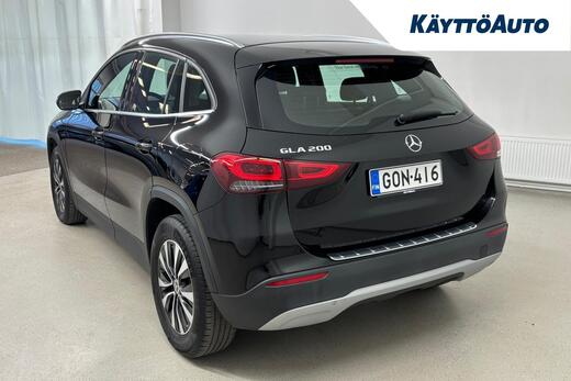 Mercedes-Benz GLA vaihtoauto