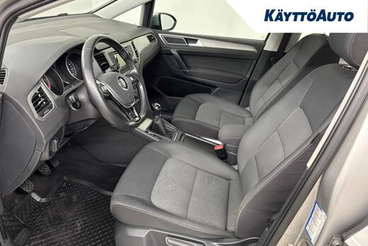 Volkswagen Golf Sportsvan vaihtoauto