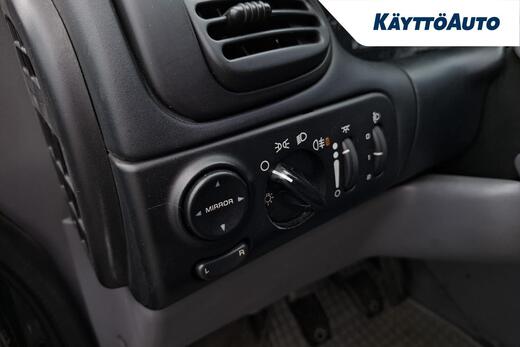 Chrysler Voyager vaihtoauto