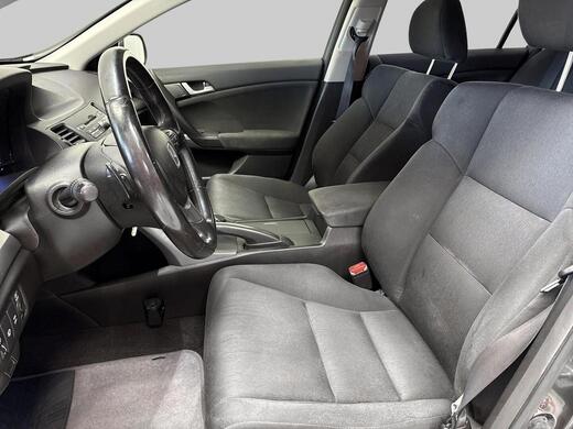 Honda Accord vaihtoauto