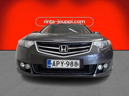 Honda Accord vaihtoauto