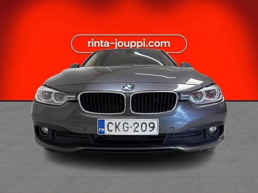 BMW 320 vaihtoauto