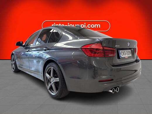 BMW 320 vaihtoauto
