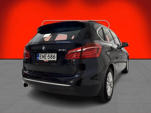 BMW 218 vaihtoauto