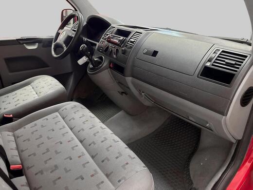 Volkswagen Caravelle vaihtoauto