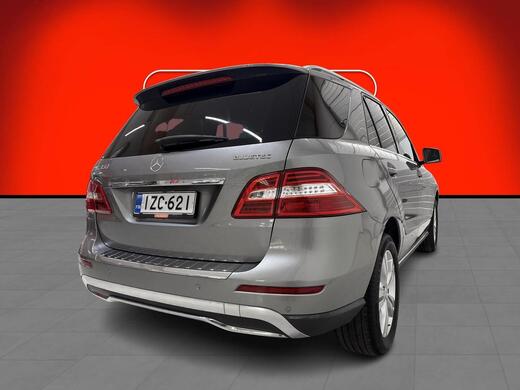 Mercedes-Benz ML vaihtoauto