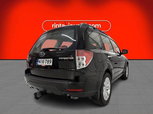 Subaru Forester vaihtoauto