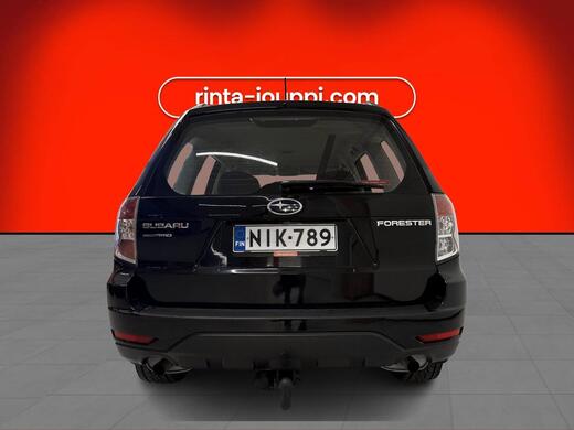 Subaru Forester vaihtoauto
