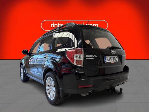 Subaru Forester vaihtoauto