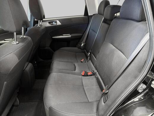 Subaru Forester vaihtoauto