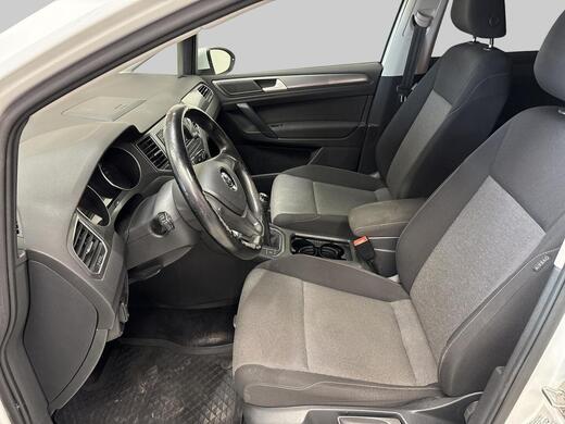 Volkswagen Golf Sportsvan vaihtoauto
