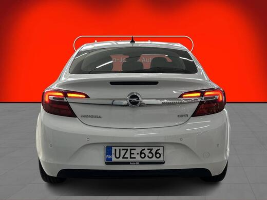 Opel Insignia vaihtoauto