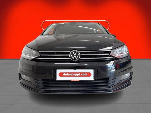 Volkswagen Touran vaihtoauto