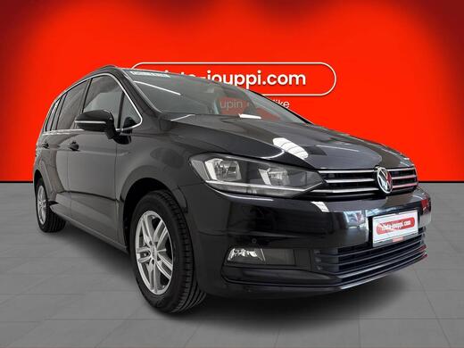 Volkswagen Touran vaihtoauto