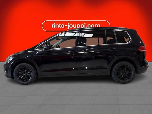 Volkswagen Touran vaihtoauto