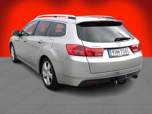 Honda Accord vaihtoauto
